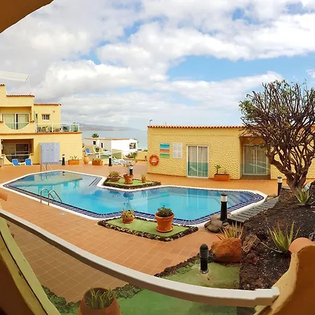 Wunderschoene In Mit Gemeinsamem Pool- Terrasse Und Ga By Interhome *