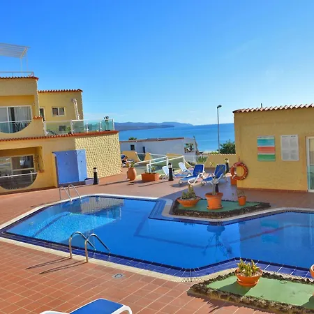 Wunderschoene In Mit Gemeinsamem Pool- Terrasse Und Ga By Interhome *