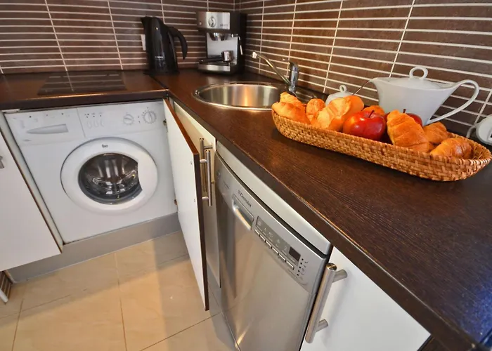 Wunderschoene In Mit Gemeinsamem Pool- Terrasse Und Ga By Interhome Διαμέρισμα Κόστα Κάλμα