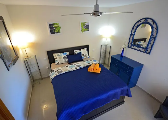 Wunderschoene In Mit Gemeinsamem Pool- Terrasse Und Ga By Interhome Κόστα Κάλμα